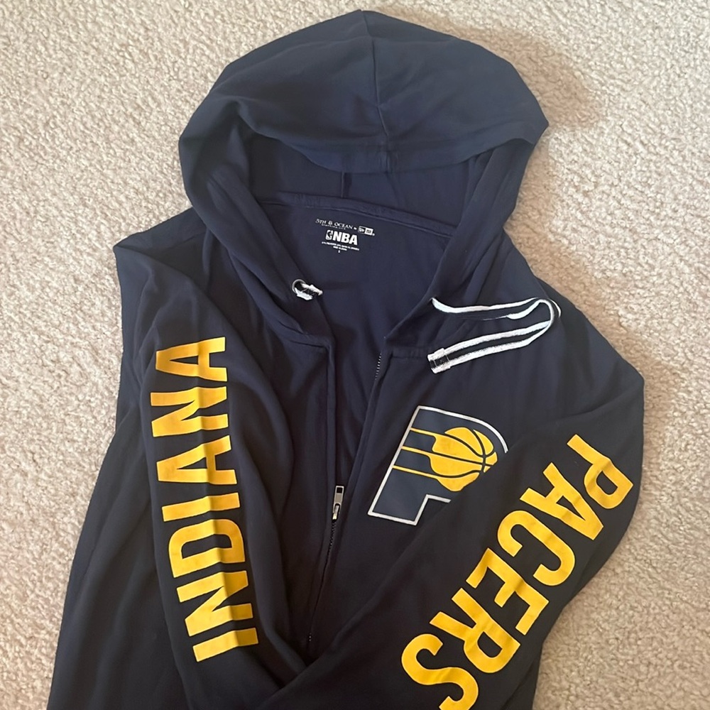 5th & Ocean Clothing by New Era Small Blue Pacers Zip Up Hoodie